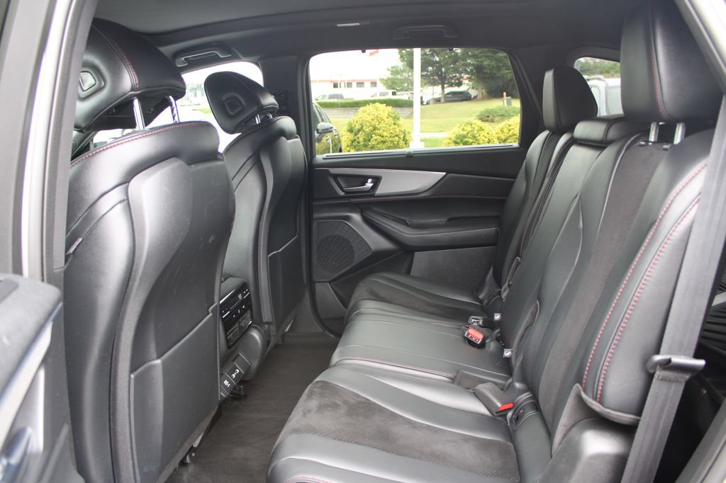 Used 2023 Acura MDX A-Spec AWD/4WD image 13
