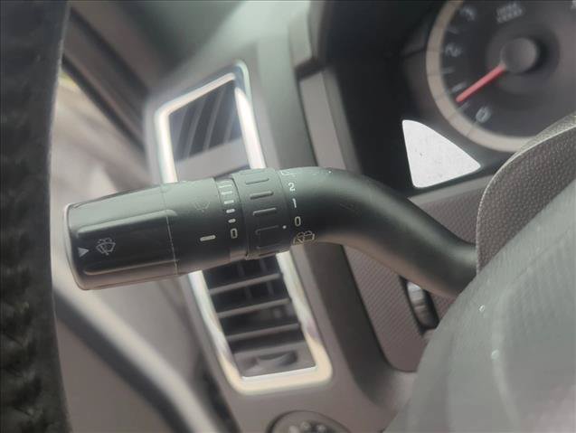 Used 2010 Ford Escape Limited FWD image 17