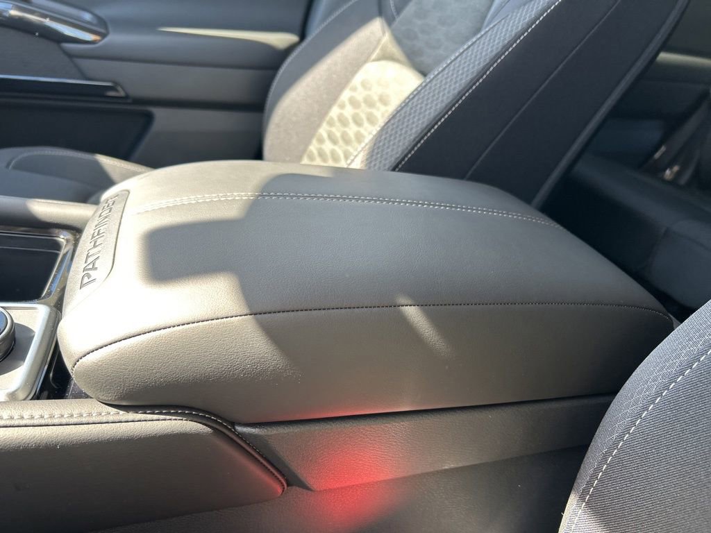 New 2026 Nissan Pathfinder SV image 37