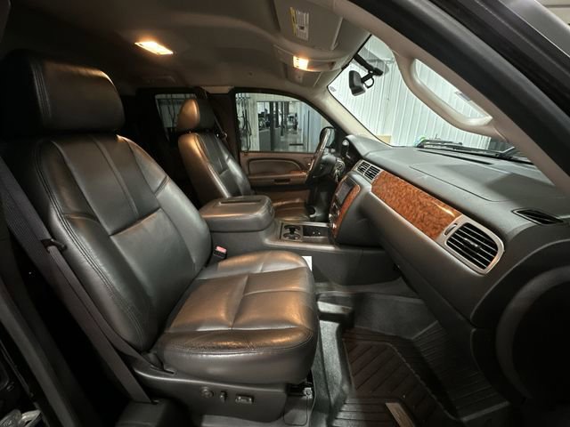 Used 2008 Chevrolet Silverado 1500 LTZ w/ Safety Package AWD/4WD image 28