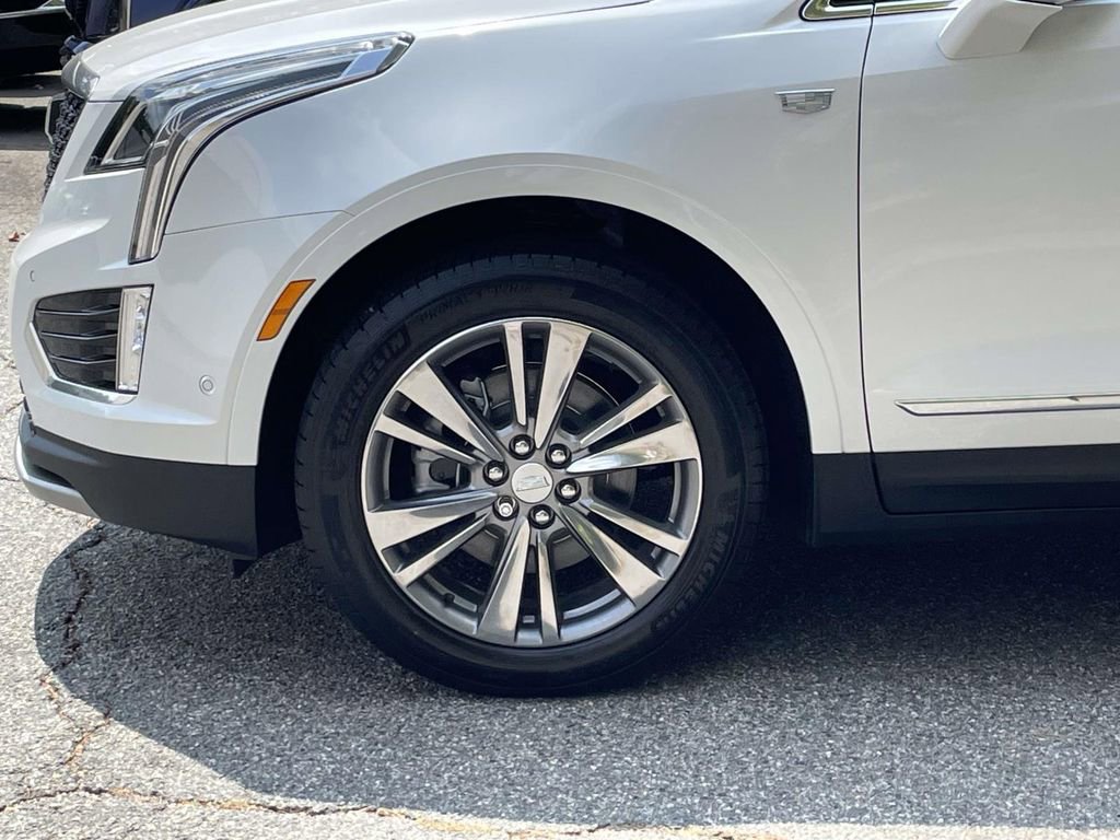 New 2025 Cadillac XT5 Premium Luxury w/ Technology Package image 9