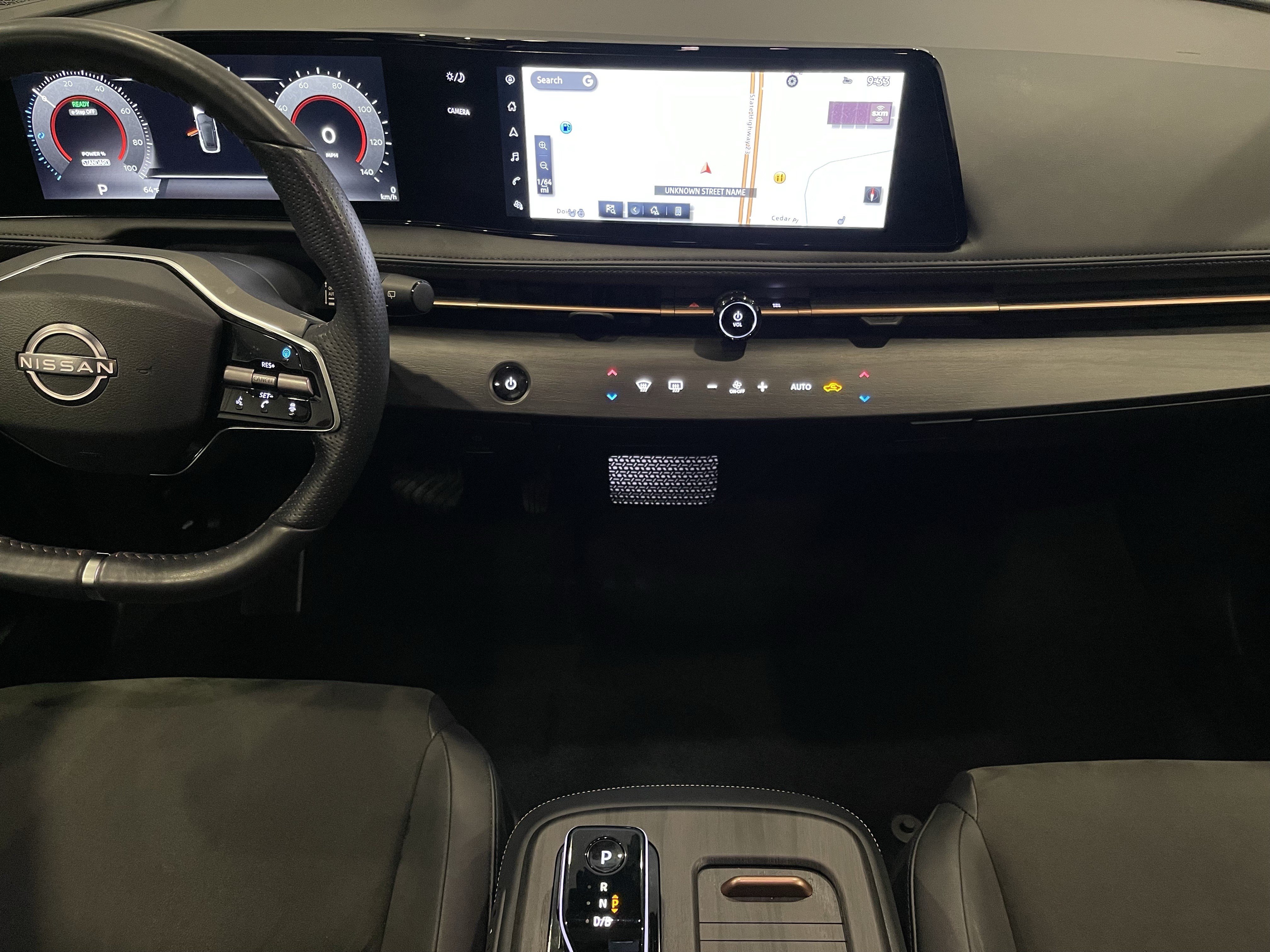 Used 2024 Nissan Ariya AWD image 17
