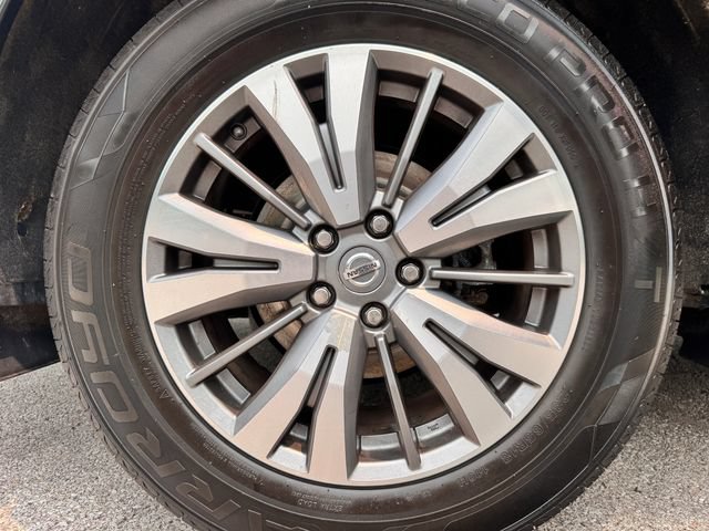 Used 2020 Nissan Pathfinder S FWD image 35