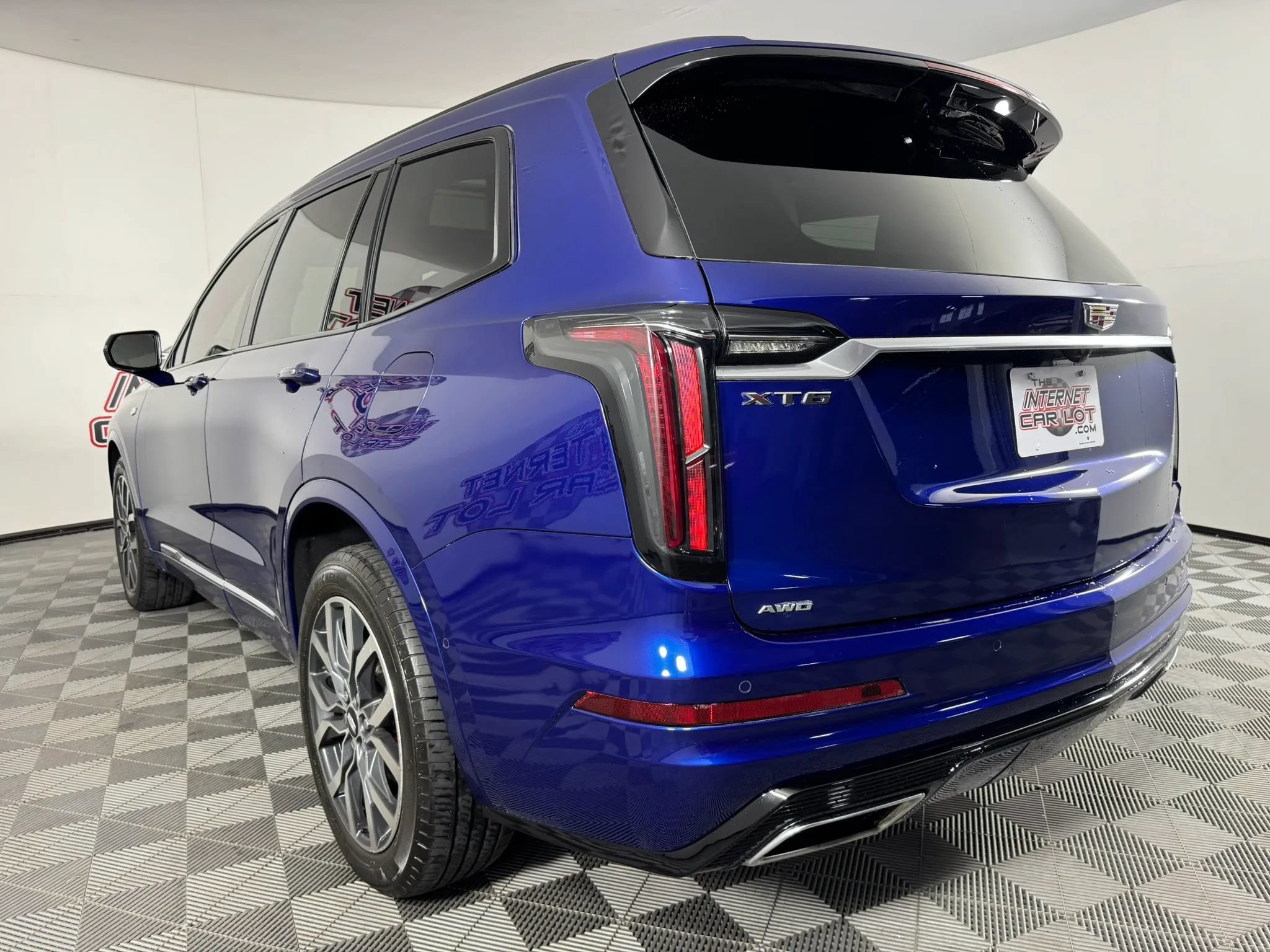 Used 2023 Cadillac XT6 Sport w/ Platinum Package AWD/4WD image 27