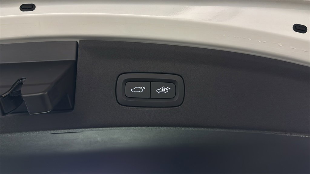 Used 2022 Polestar Polestar 2 w/ Pilot Package image 14