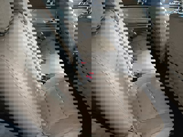 Used 2013 Ford Explorer XLT image 9