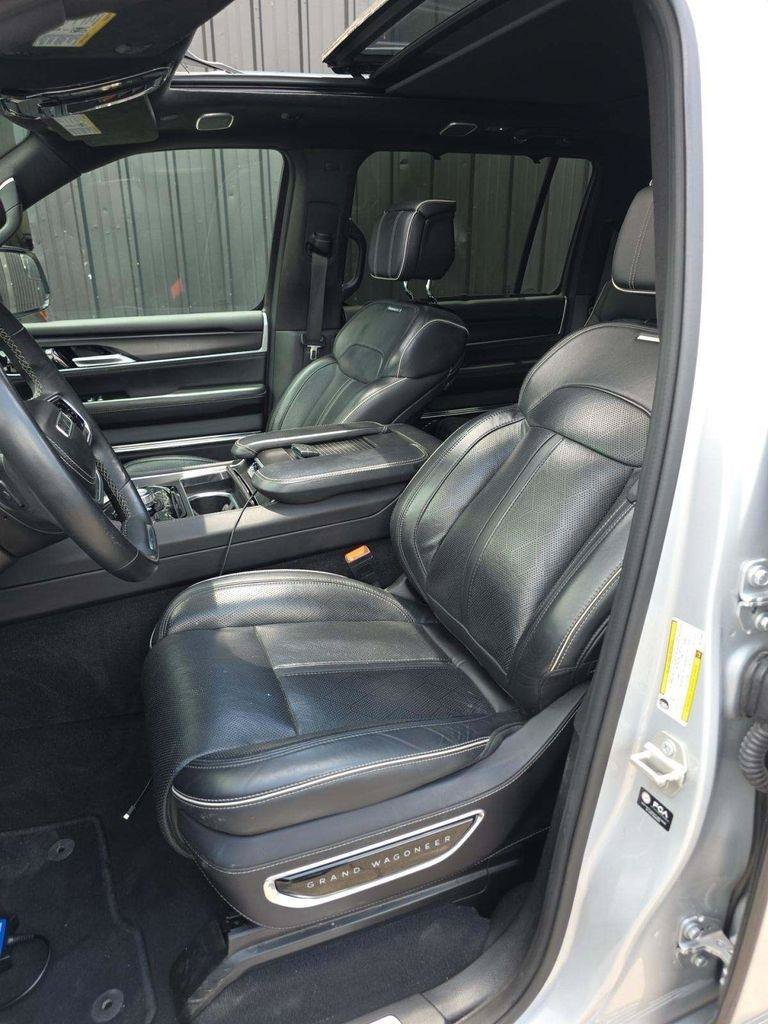 Used 2024 Jeep Grand Wagoneer L Series II w/ Quick Order Packagew 28T AWD/4WD image 6
