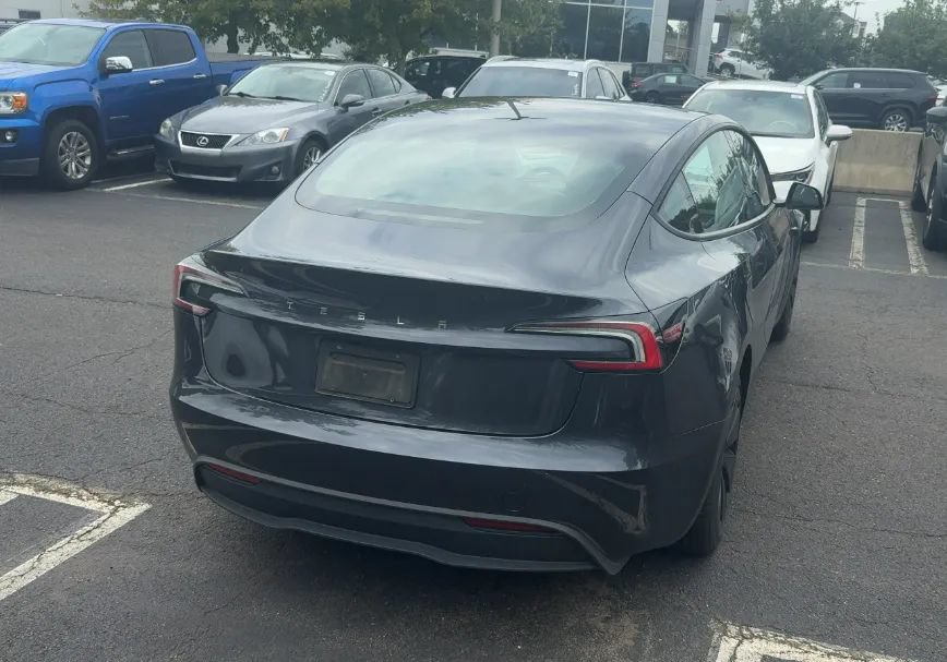 Used 2024 Tesla Model 3 Standard Range RWD image 3