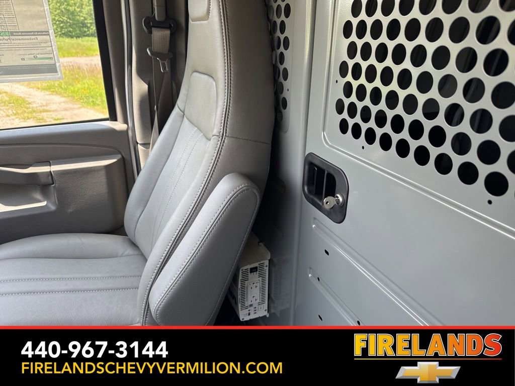 New 2025 Chevrolet Express 2500 w/ Driver Convenience Package image 25