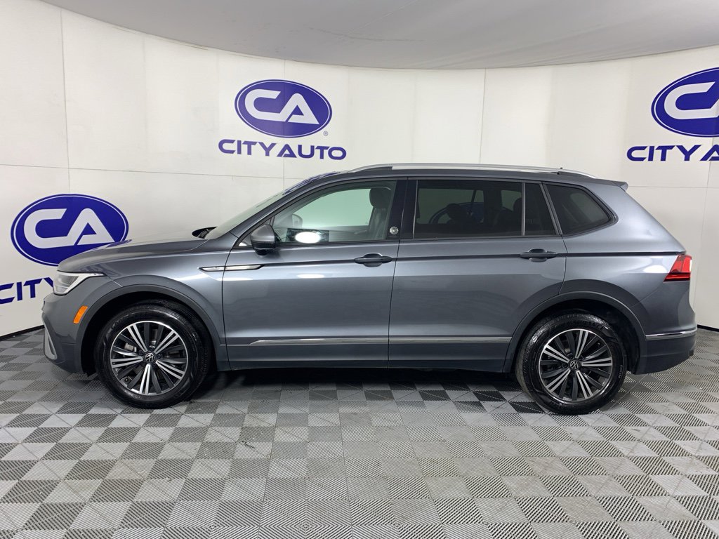 Used 2024 Volkswagen Tiguan Wolfsburg Edition image 6