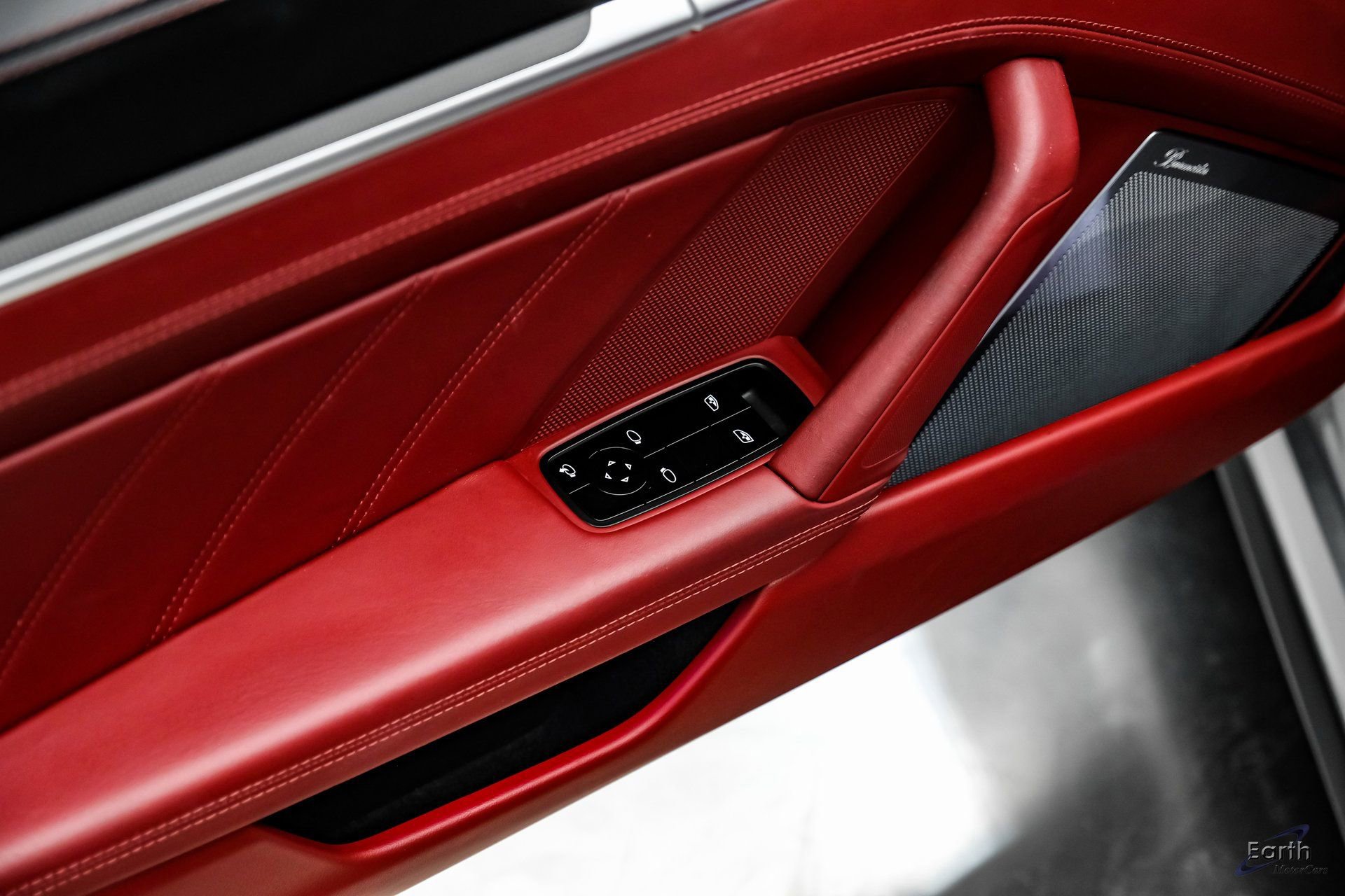 Used 2021 Porsche 911 Turbo S AWD/4WD image 86