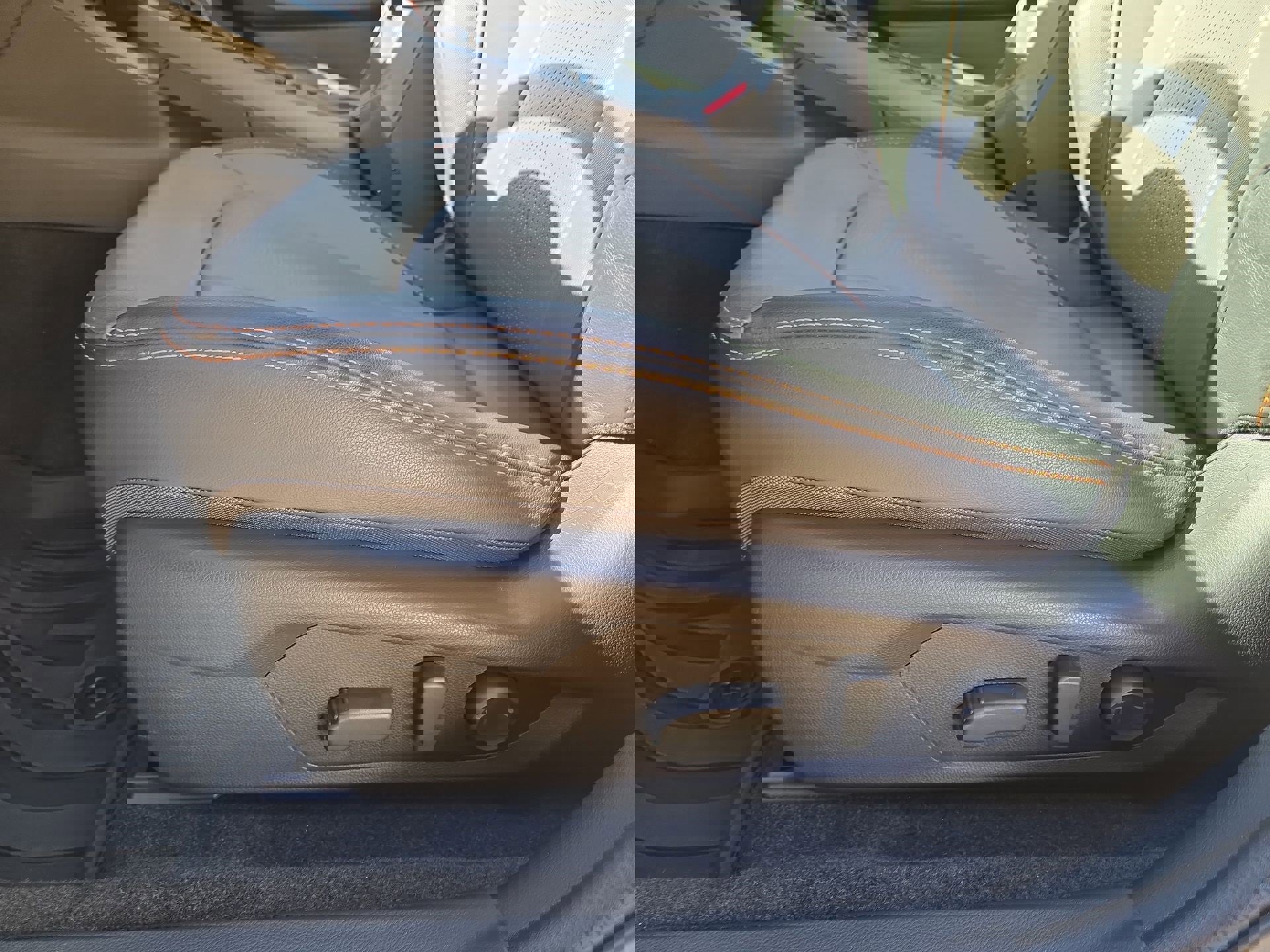 Used 2024 Subaru Crosstrek 2.5i Limited image 17