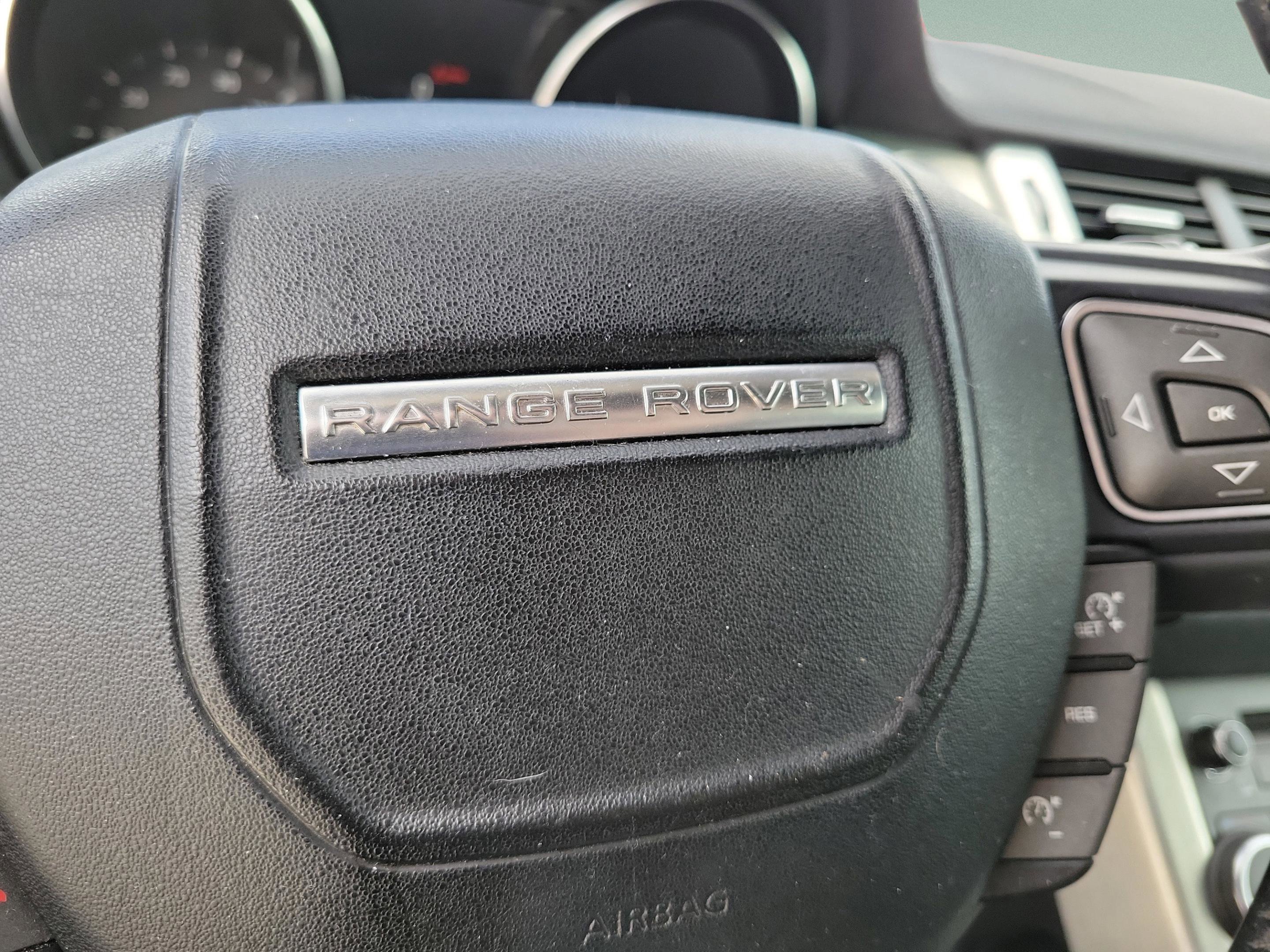Used 2017 Land Rover Range Rover Evoque SE AWD/4WD image 30