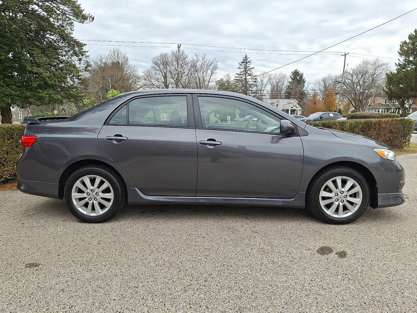 Used 2010 Toyota Corolla S image 7