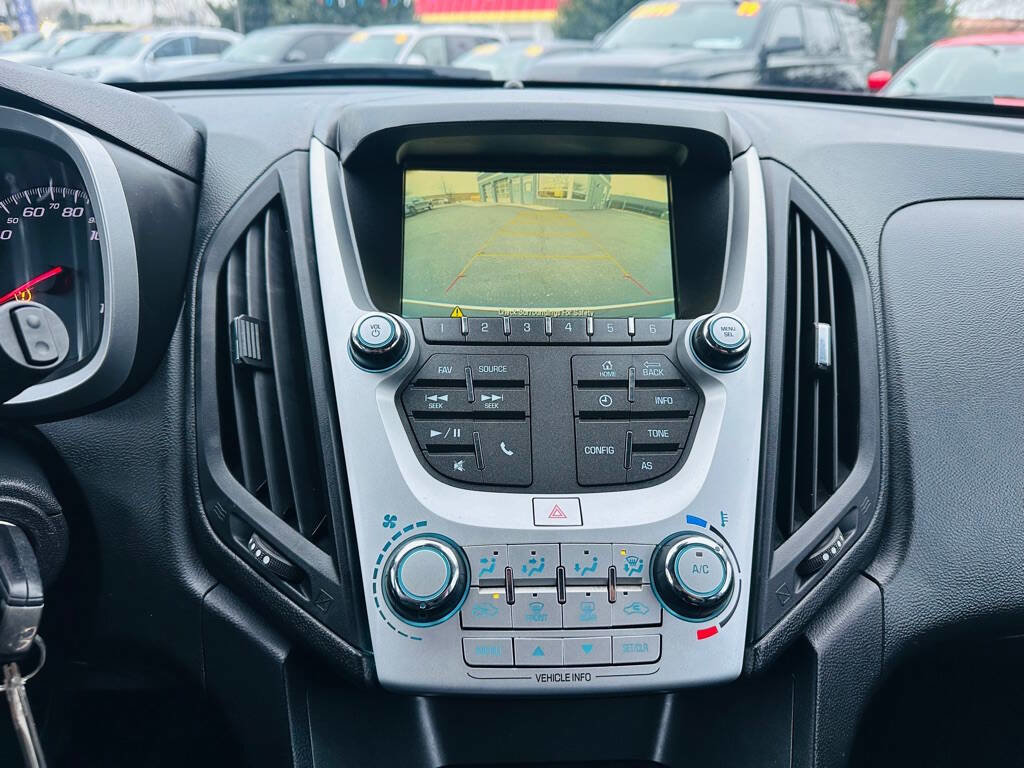 Used 2017 Chevrolet Equinox LS image 13