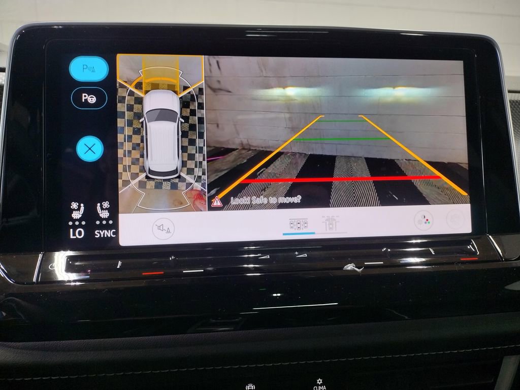 New 2026 Volkswagen Atlas Cross Sport SEL Premium R-Line image 10