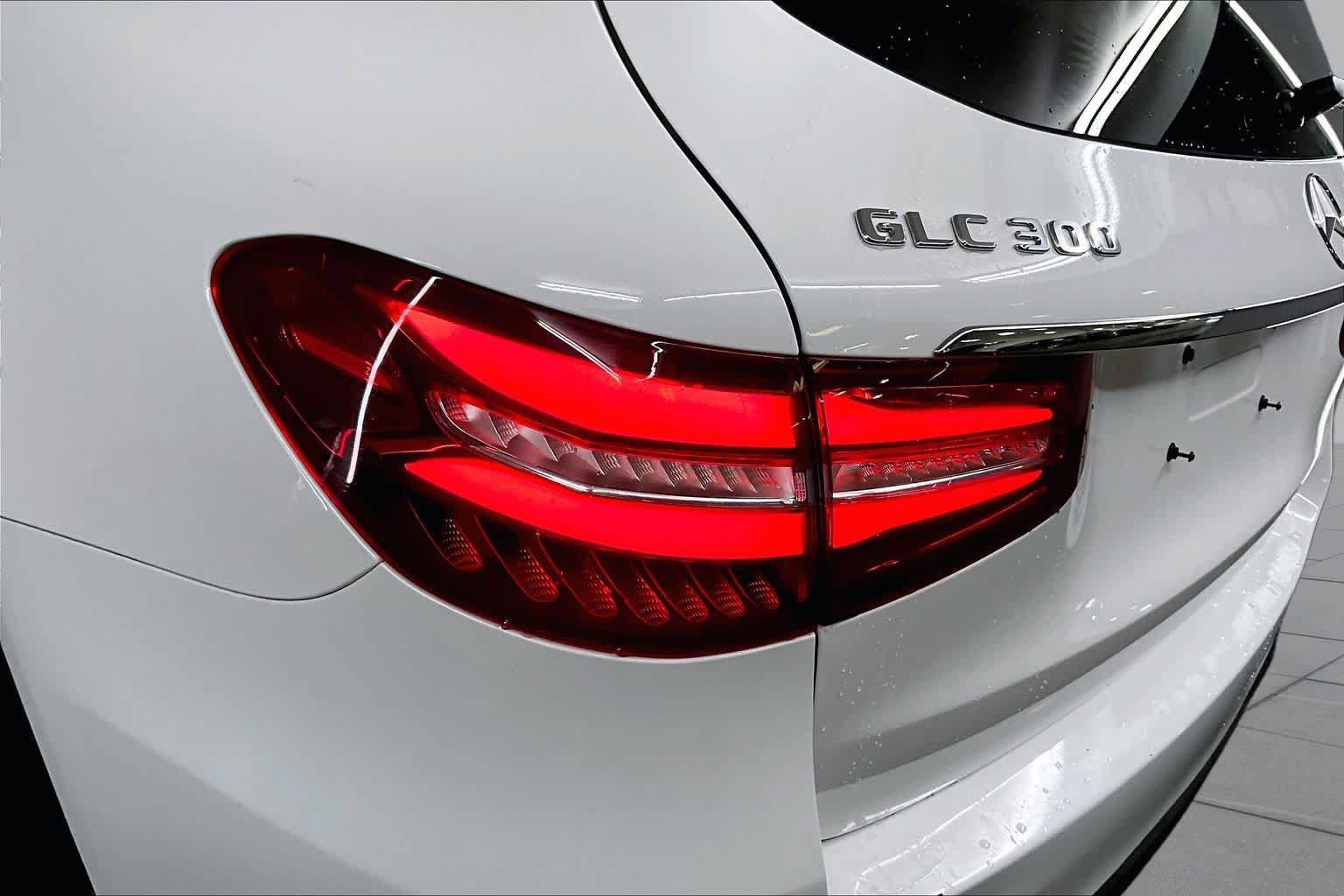 Certified 2017 Mercedes-Benz GLC 300 4MATIC image 27
