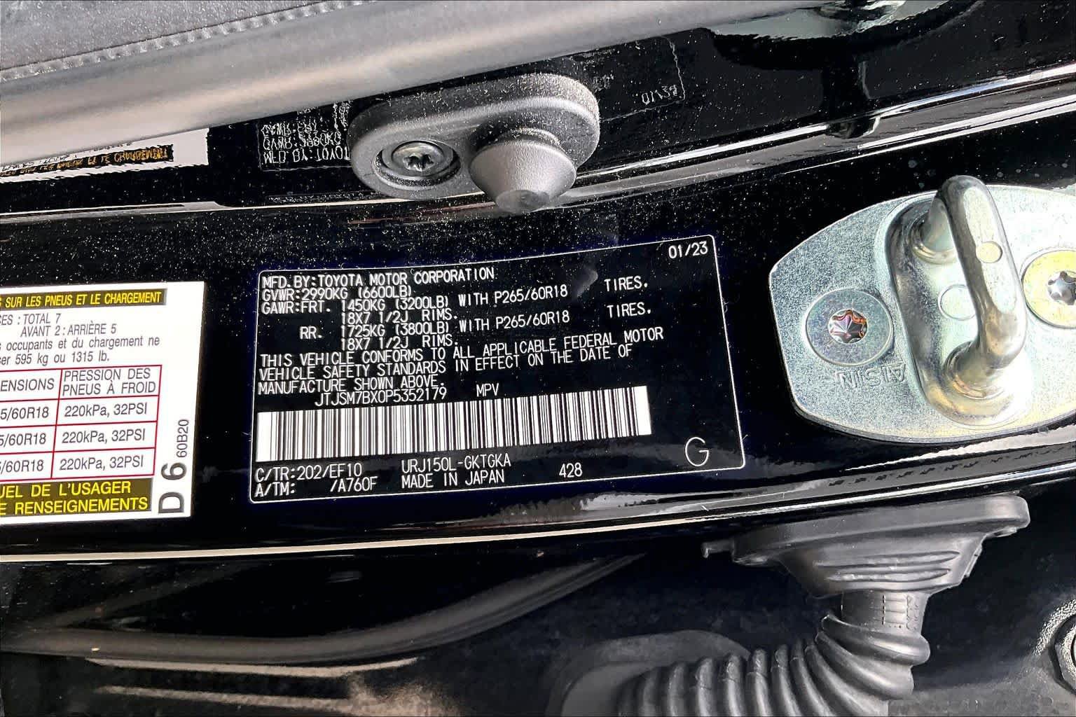 Used 2023 Lexus GX 460 w/ Black Line Special Edition AWD/4WD image 36