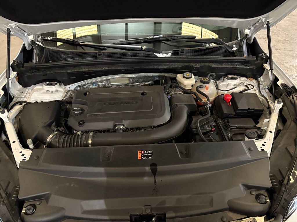 Used 2025 Buick Envision Sport Touring image 13