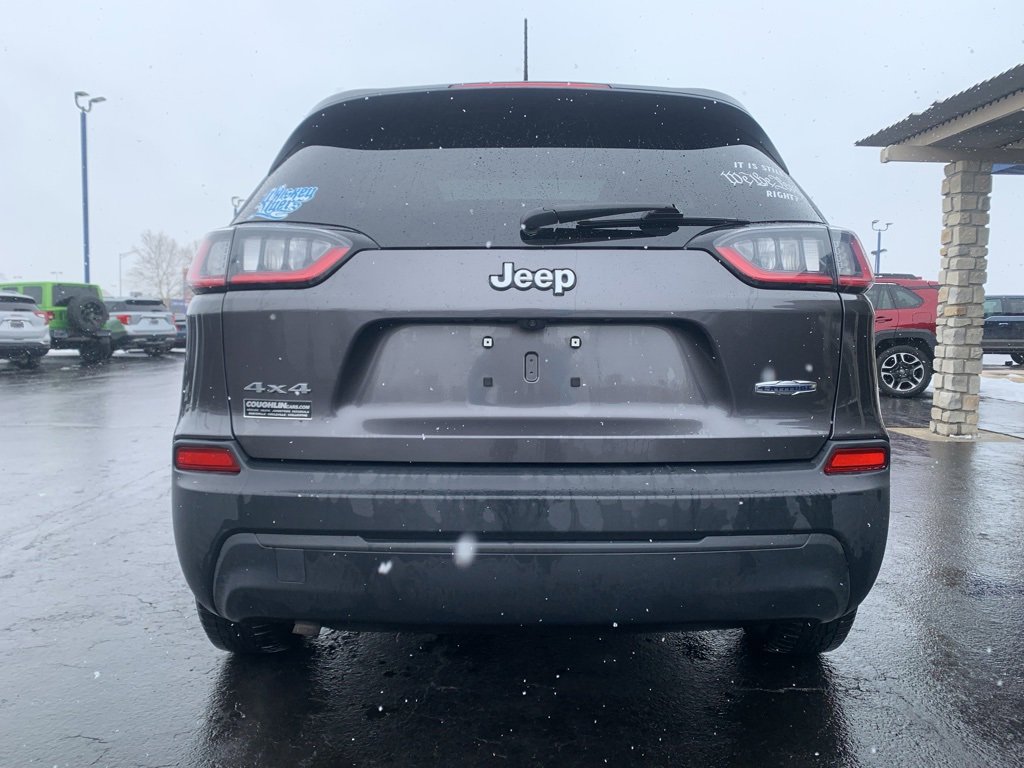 Used 2019 Jeep Cherokee Latitude Plus w/ Comfort/Convenience Group image 4