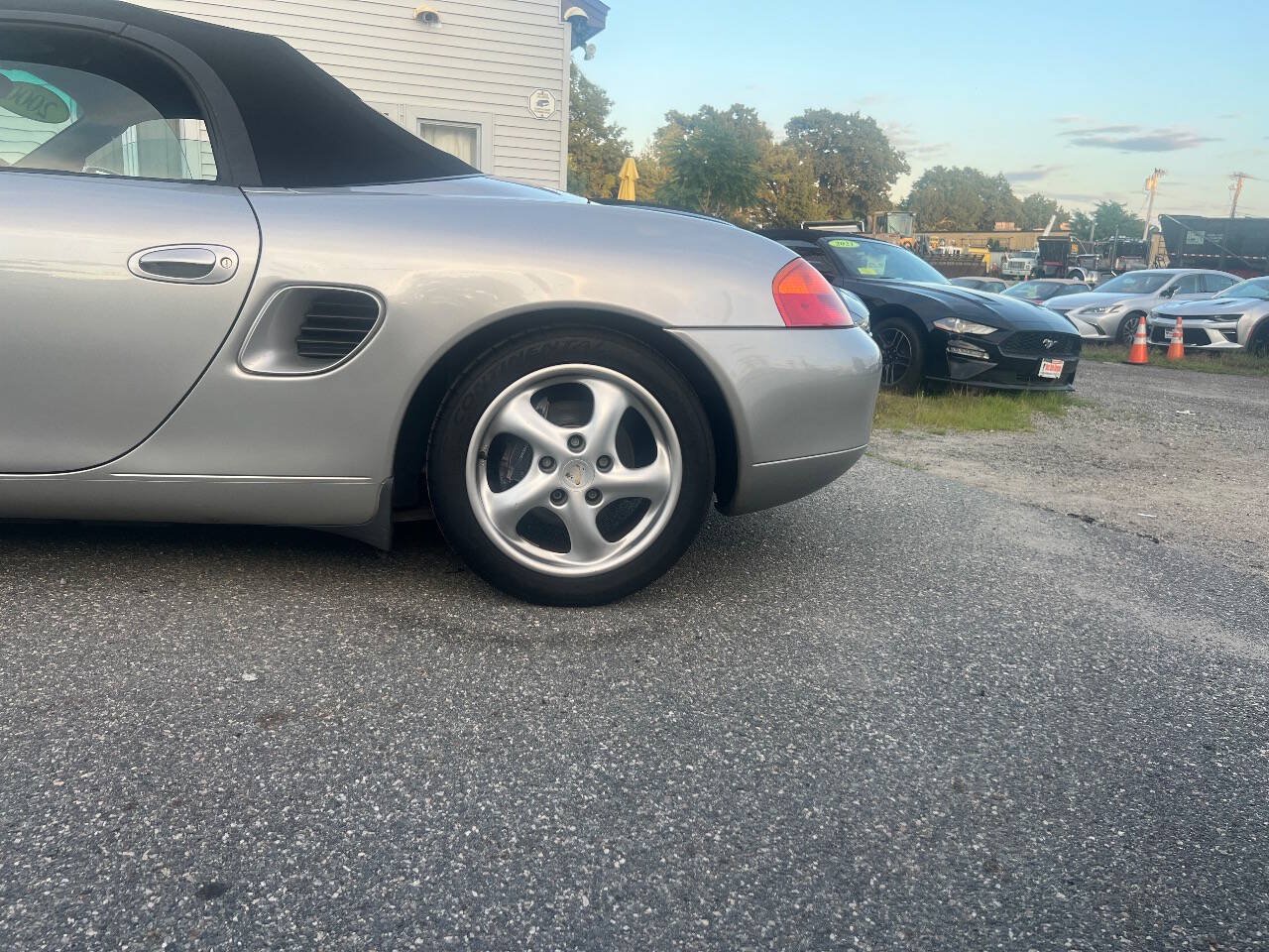 Used 2000 Porsche Boxster RWD image 32