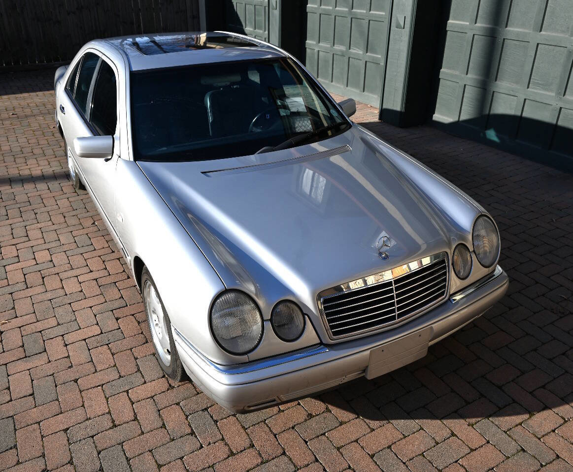 Used 1997 Mercedes-Benz E 420 image 10