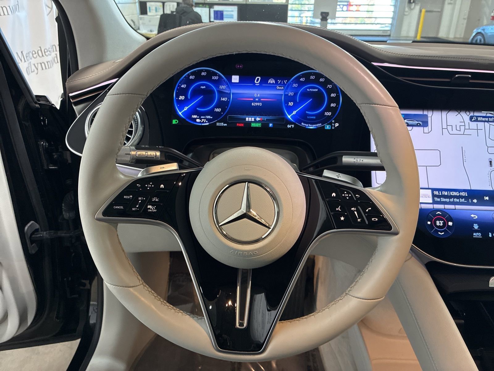 Used 2023 Mercedes-Benz EQS 580 4MATIC SUV image 19