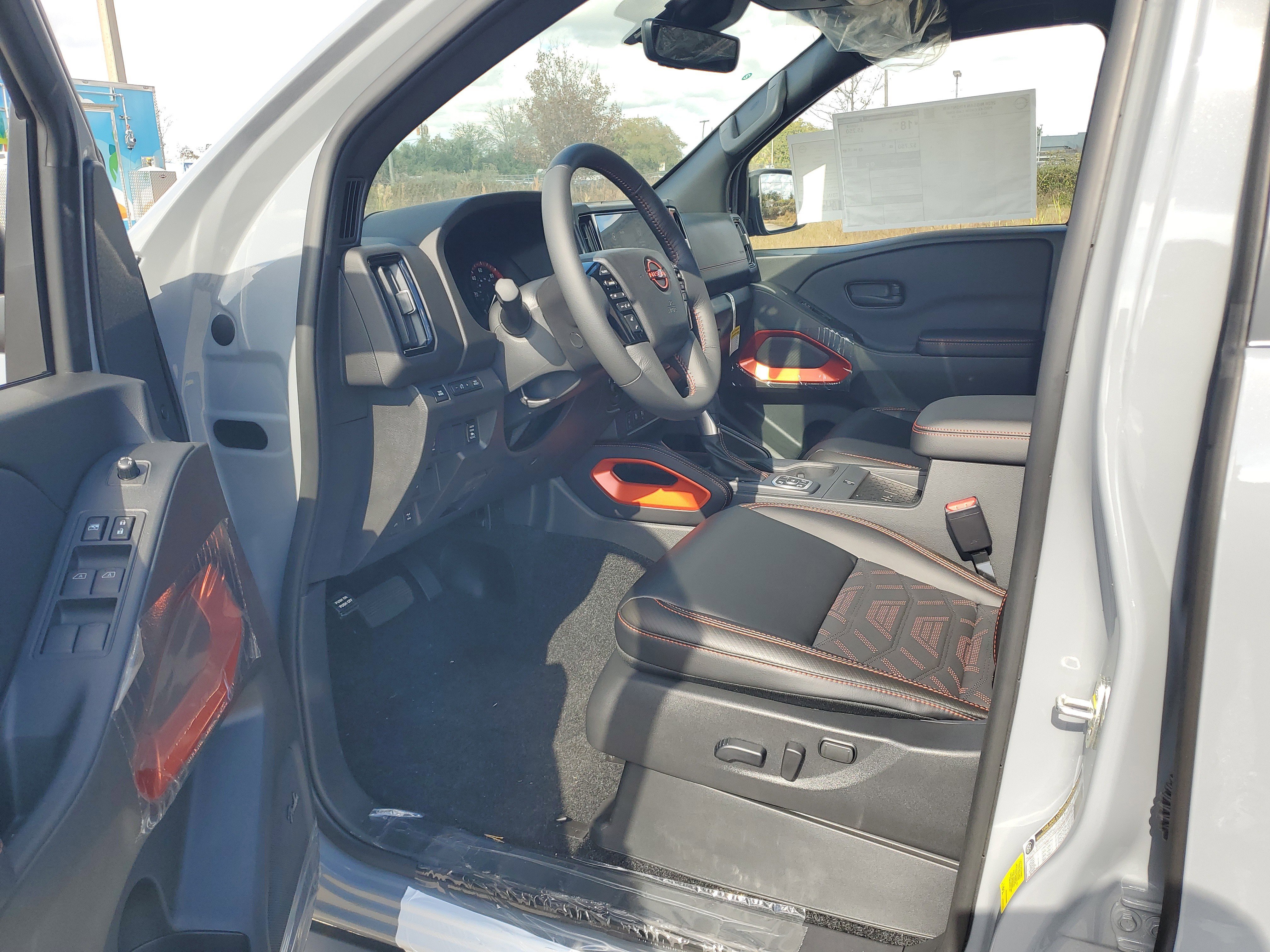 New 2026 Nissan Frontier PRO-4X w/ Pro Premium Package image 8