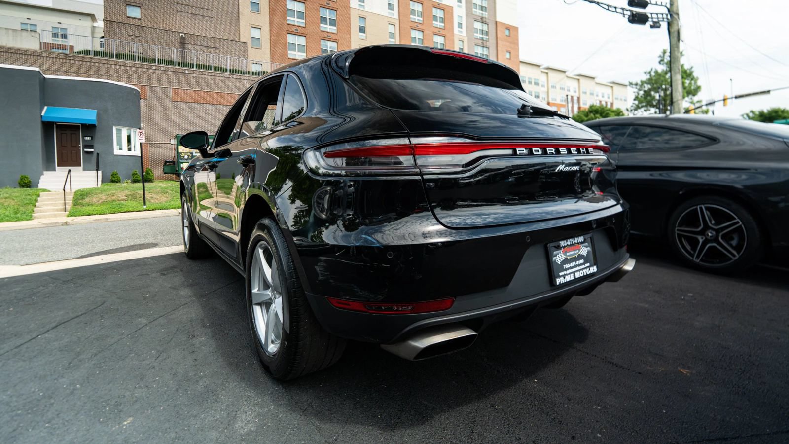 Used 2019 Porsche Macan AWD/4WD image 6