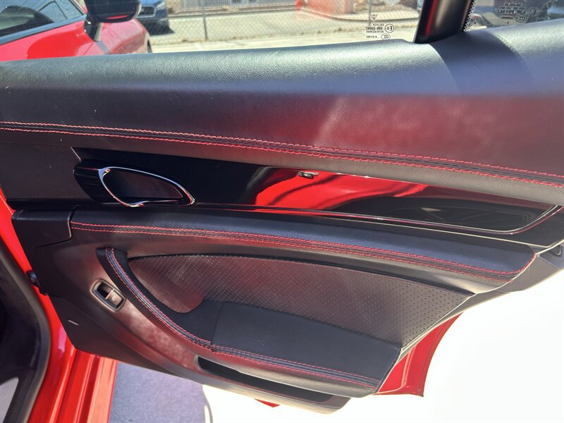 Used 2010 Porsche Panamera S RWD image 35
