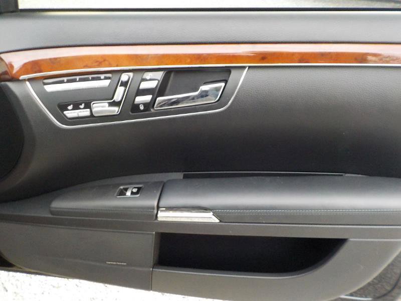 Used 2009 Mercedes-Benz S 63 AMG w/ Premium 2 Pkg image 25