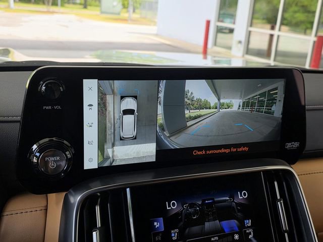 New 2026 Lexus LX 700h Luxury image 19