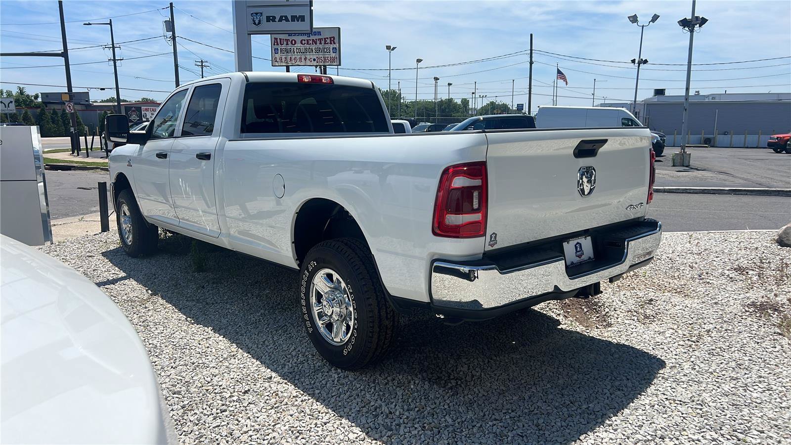 Certified 2024 RAM 2500 Tradesman w/ Chrome Appearance Group AWD/4WD image 4