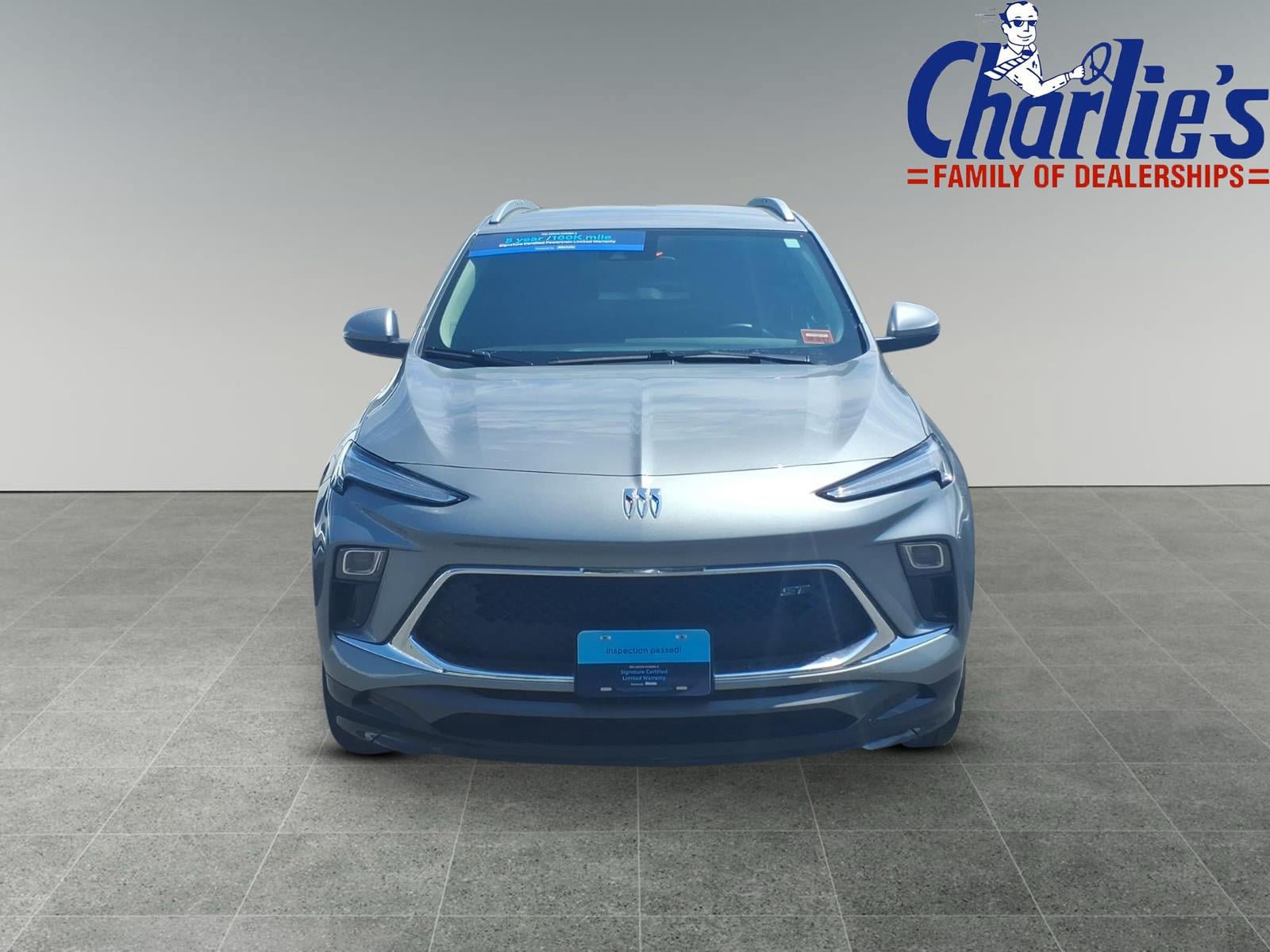 Used 2024 Buick Encore GX Sport Touring AWD/4WD image 2