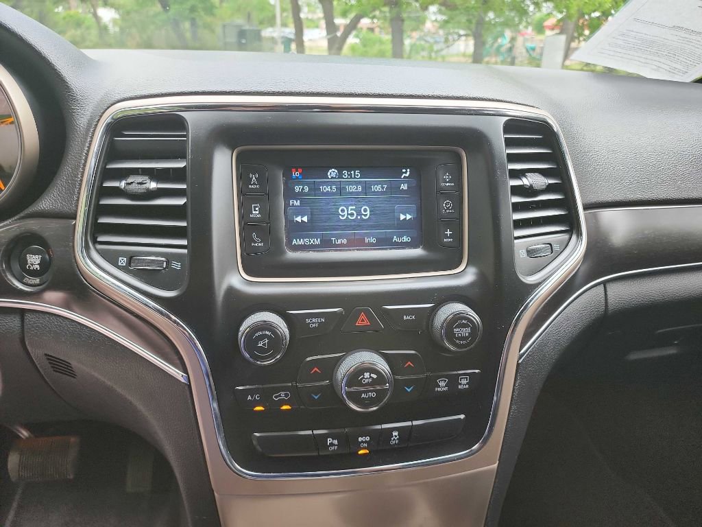 Used 2014 Jeep Grand Cherokee Limited image 19