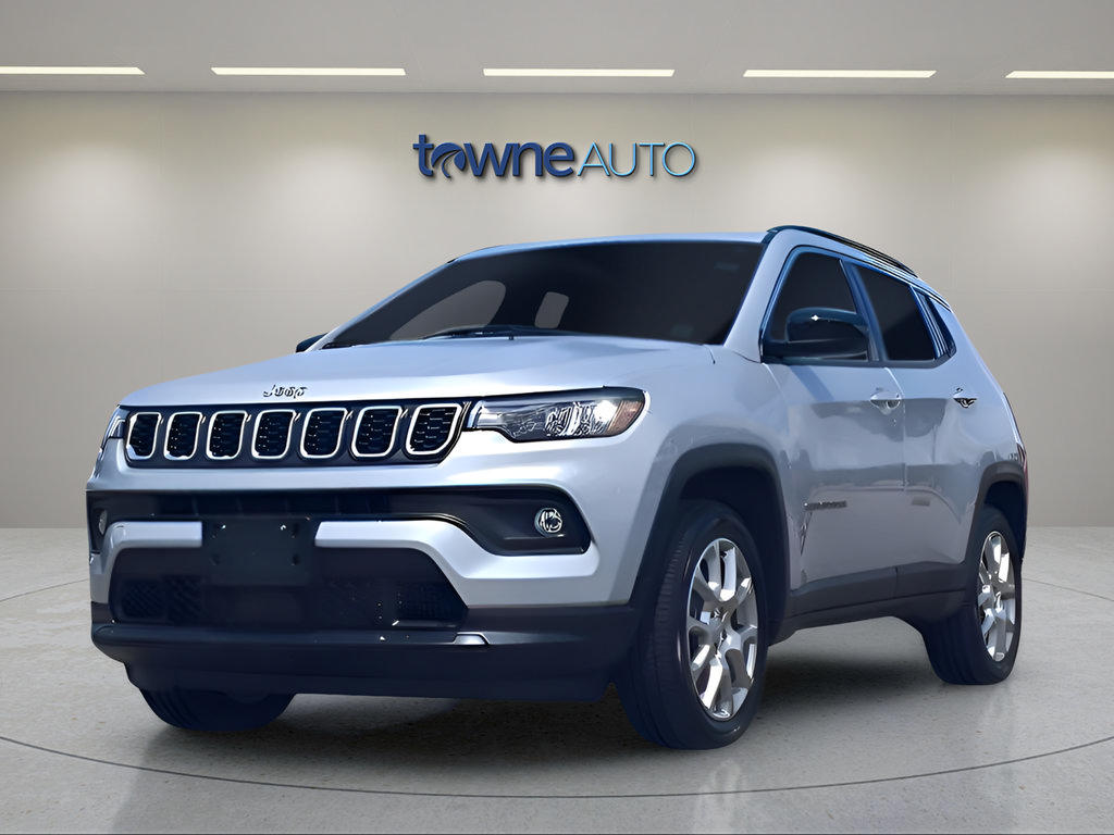 Used 2024 Jeep Compass Latitude AWD/4WD image 3