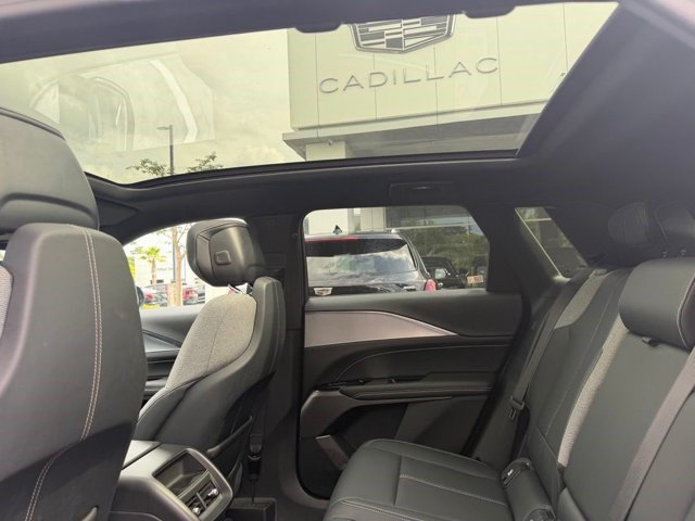 Certified 2024 Cadillac Lyriq Tech AWD/4WD image 9