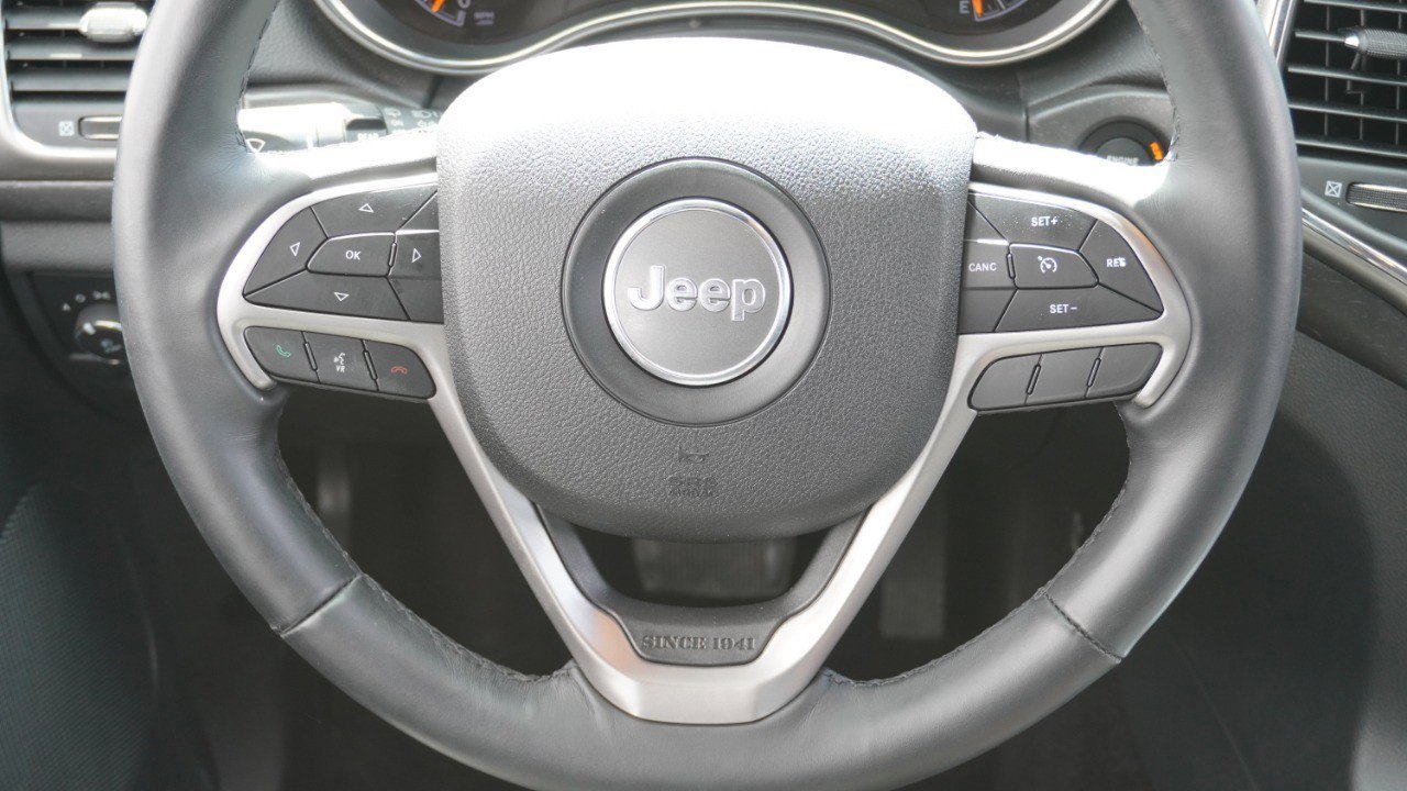 Used 2018 Jeep Grand Cherokee Laredo image 24