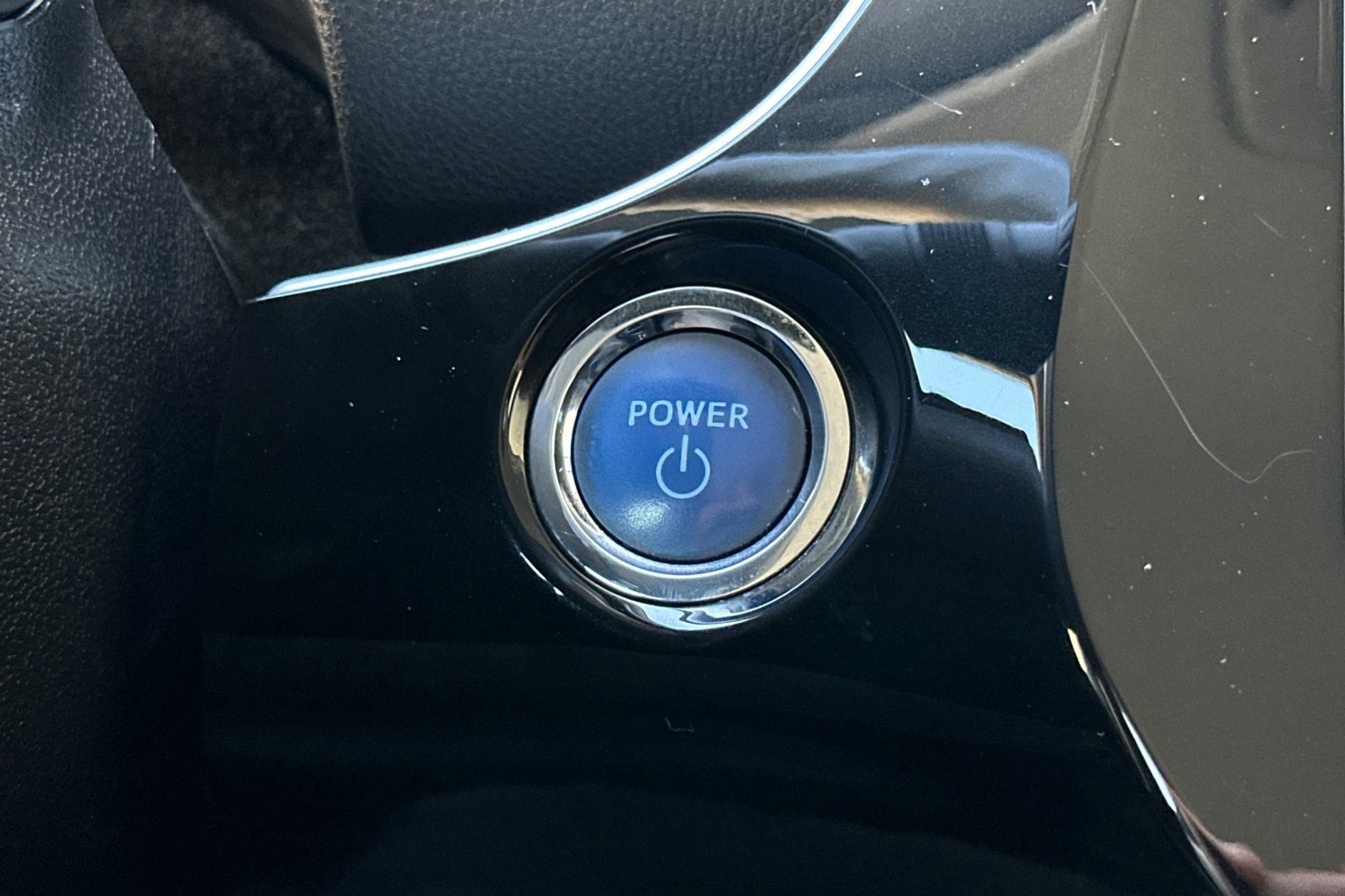 Used 2016 Toyota Prius Two FWD image 33