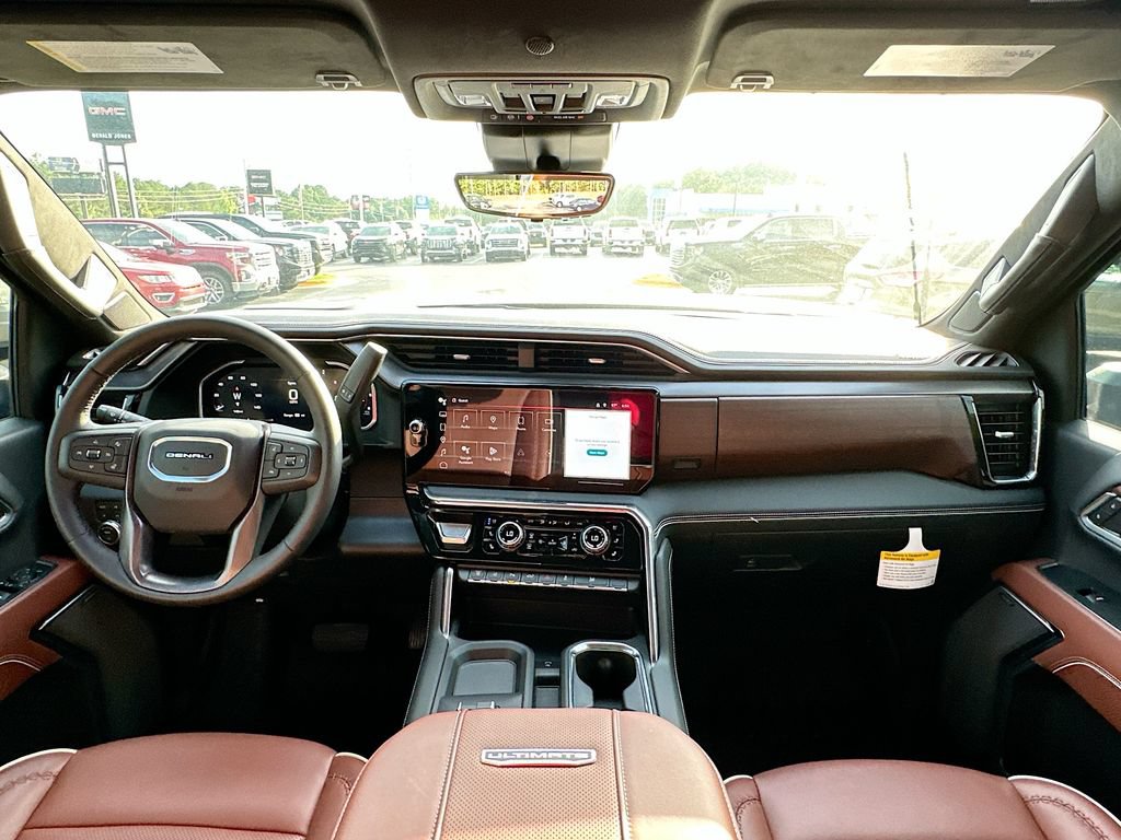 New 2026 GMC Sierra 3500 Denali Ultimate AWD/4WD image 3
