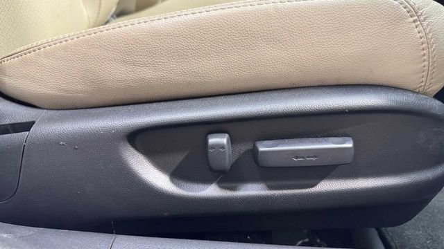 Used 2017 Honda Accord EX-L image 13