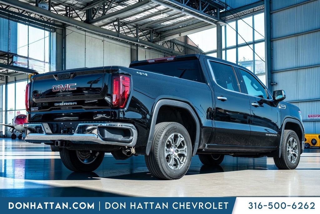 Used 2025 GMC Sierra 1500 SLT AWD/4WD image 36
