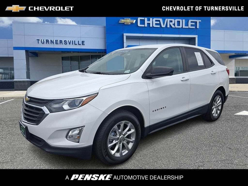Certified 2021 Chevrolet Equinox LS w/ LS Convenience Package FWD image 1