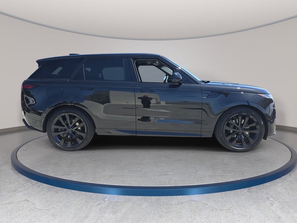 New 2026 Land Rover Range Rover Sport Dynamic SE AWD/4WD image 4