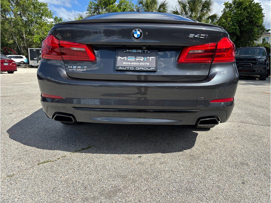 Used 2018 BMW 540i RWD image 18