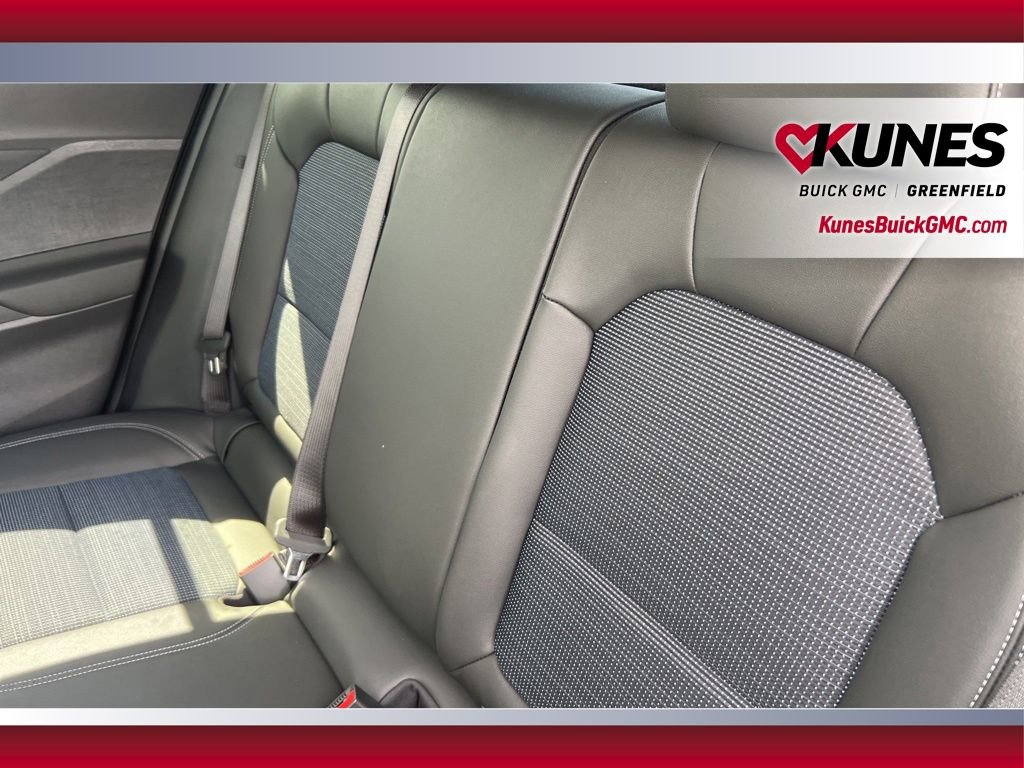 New 2026 Buick Envista Preferred w/ Convenience I Package FWD image 35