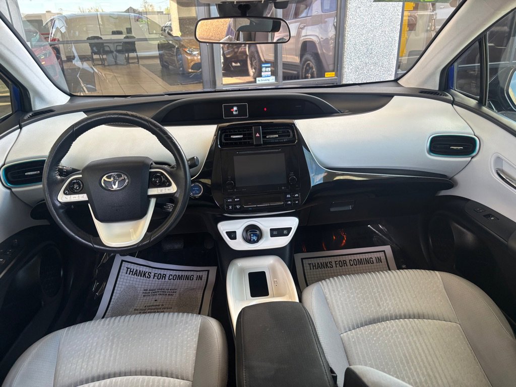 Used 2016 Toyota Prius Four image 20