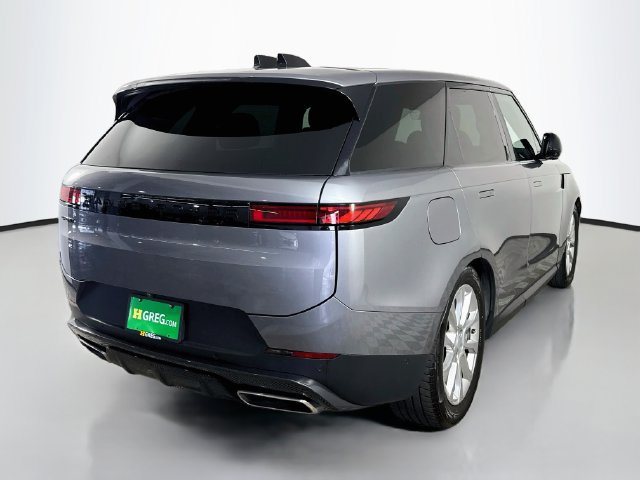 Used 2025 Land Rover Range Rover Sport SE AWD/4WD image 10