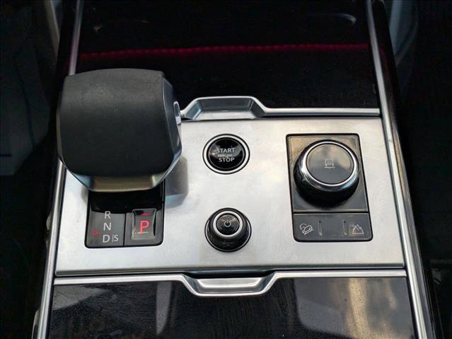 Used 2023 Land Rover Range Rover SE image 16