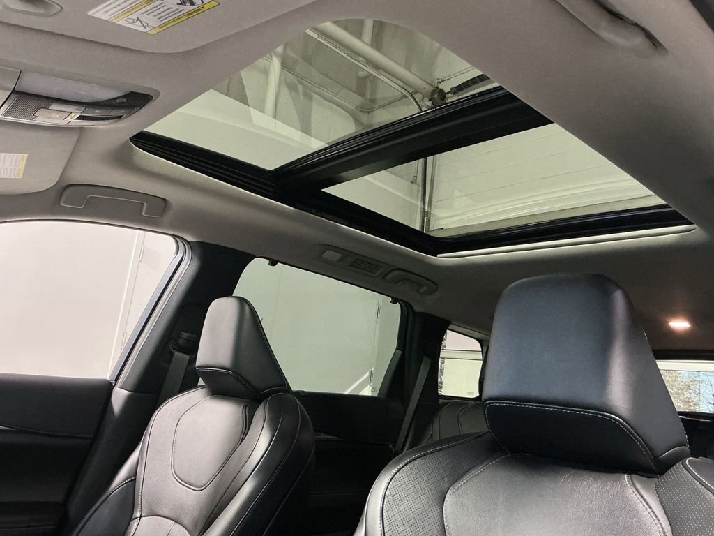 Used 2023 INFINITI QX60 Luxe w/ Cargo Package image 24